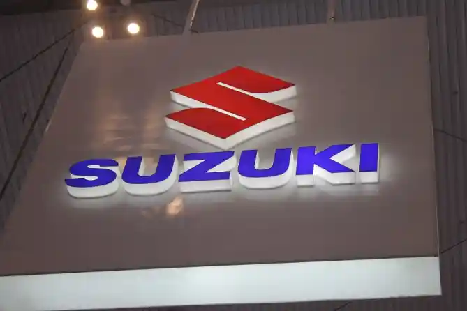 Media Gathering Suzuki