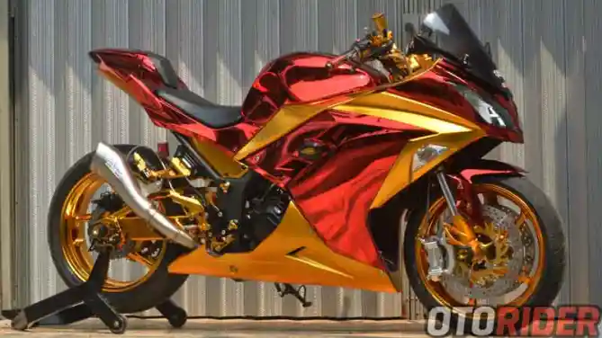 Modifikasi Kawasaki Ninja 250 Iron Man