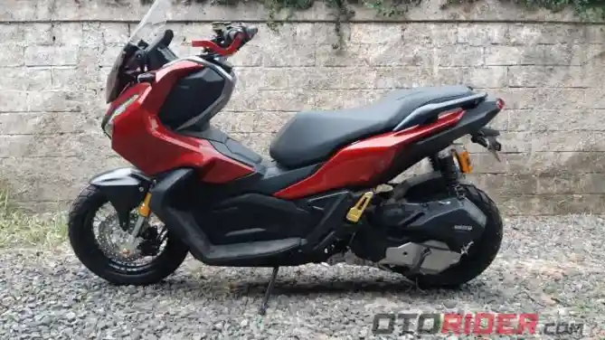 Modifikasi honda ADV150 Atenx Katros