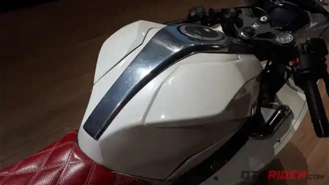 Modifikasi Honda CBR250RR