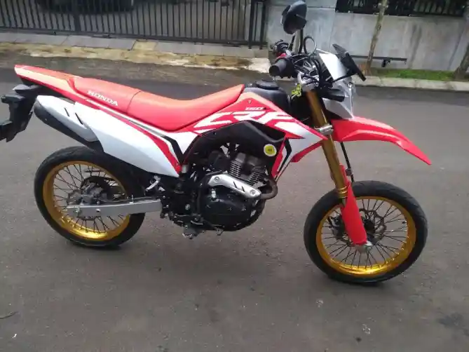 Modifikasi Motor Honda