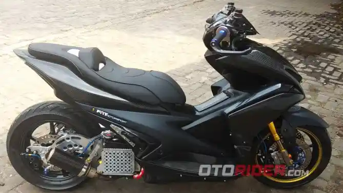 Modifikasi Yamaha Aerox 155 VVA