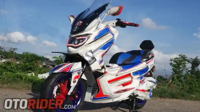 Modifikasi Yamaha NMax Grafis