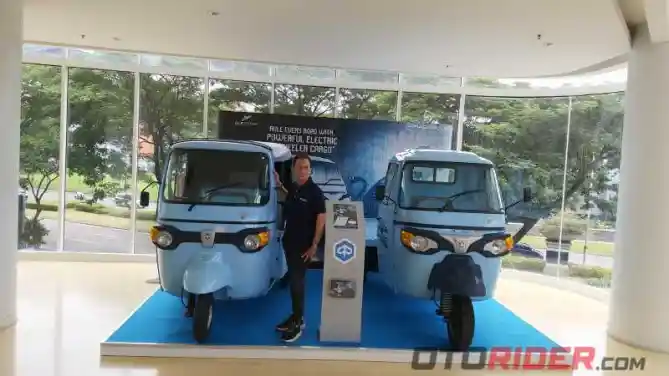 Motor Listrik Roda Tiga Piaggio Ape