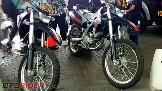 motor polisi