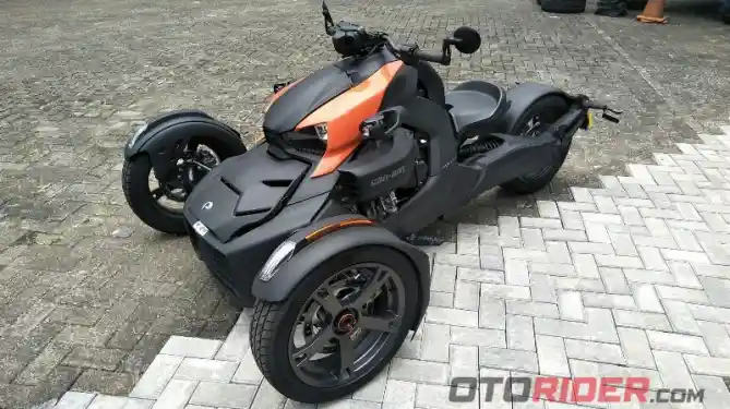 Motor roda tiga atau trike Can-Am Ryker dan Spyder