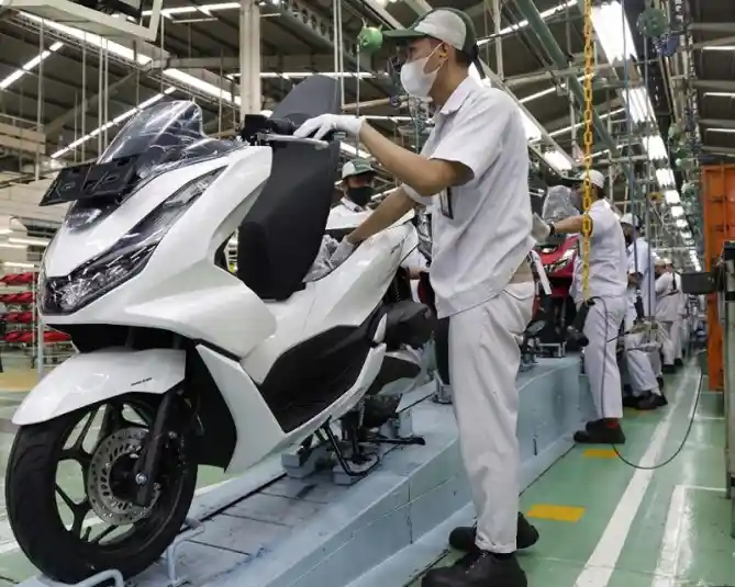 Pabrik Honda Produksi PCX 160