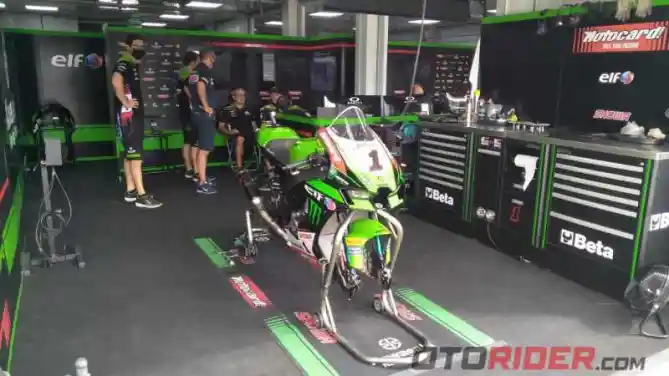 Paddock Tim WSBK 2021 dan Trek Sirkuit Mandalika