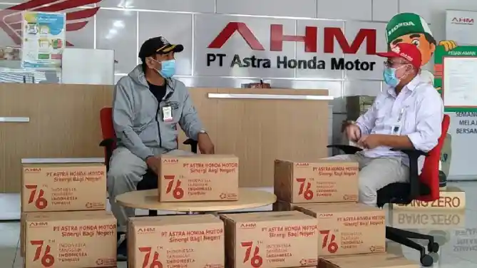 Paket Bantuan Sembako Astra Honda Motor (AHM)