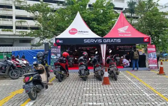 Pameran Honda CB150X Bekasi