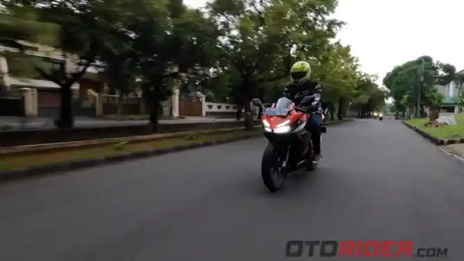 Panning All New Honda CBR150R