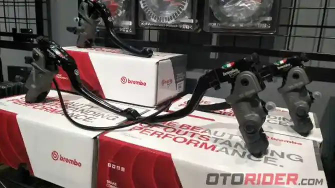 Perangkat rem master rem dan kaliper Brembo ultra speed racing