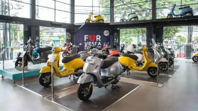 Piaggio Indonesia Resmikan Dealer Motoplex di Yogyakarta