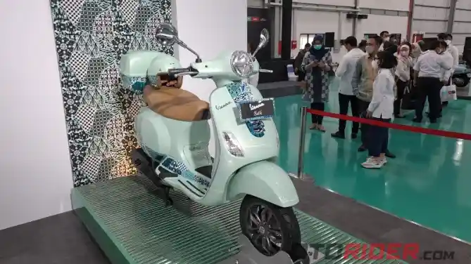 Piaggio Resmikan Pabrik Baru di Indonesia