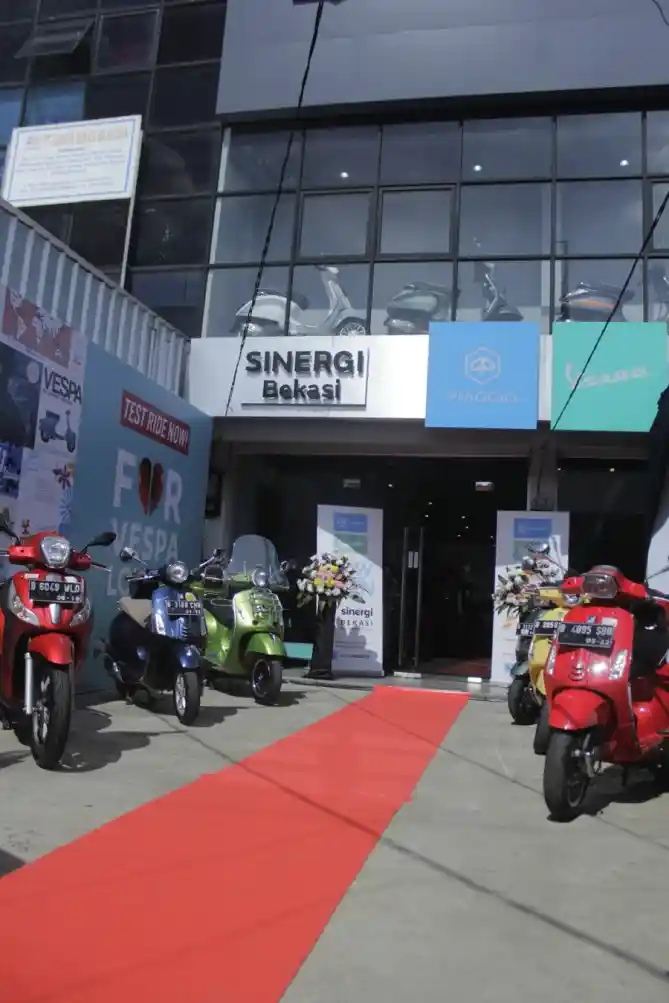 Dealer Resmi Piaggio Bekasi