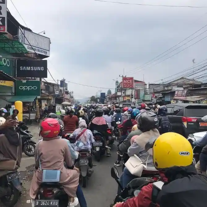 Puncak Bogor Padat