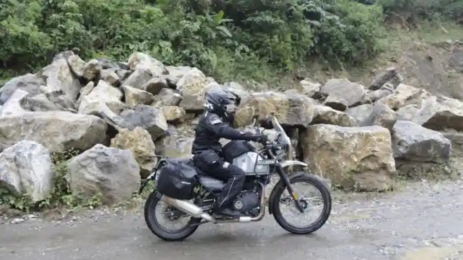 Robinson Journey, Royal Enfield, Touring