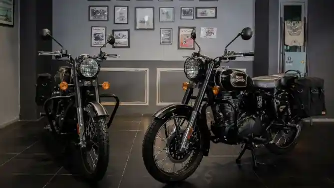 Royal Enfield Classic 500 Tribute Black Limited Edition