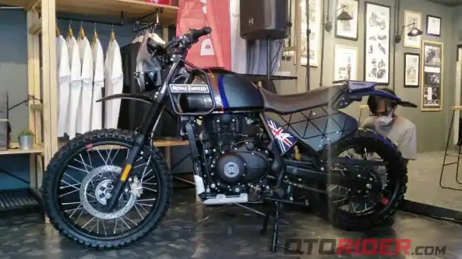 Royal Enfield dan Smoked Garage, Interceptor 650 serta Himalayan