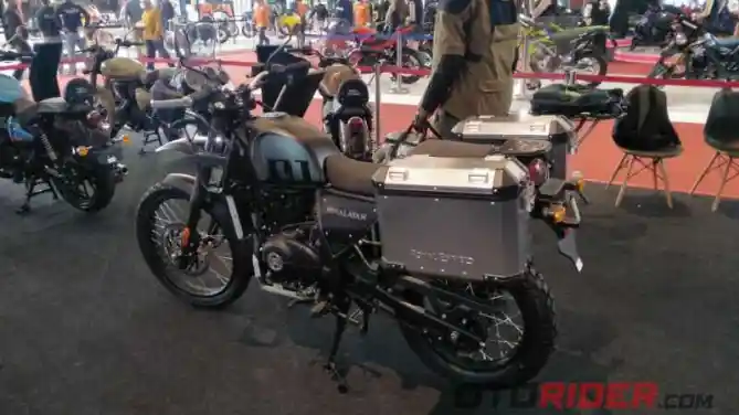 Royal Enfield Twins, Himalayan, dan Classic 350 IIMS Hybrid 2022