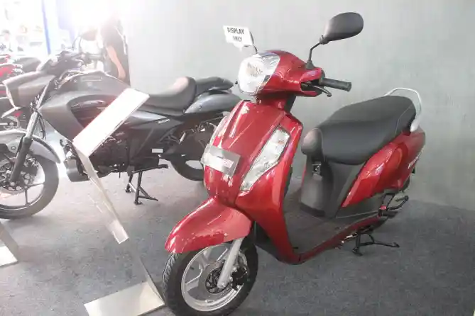 Suzuki Access