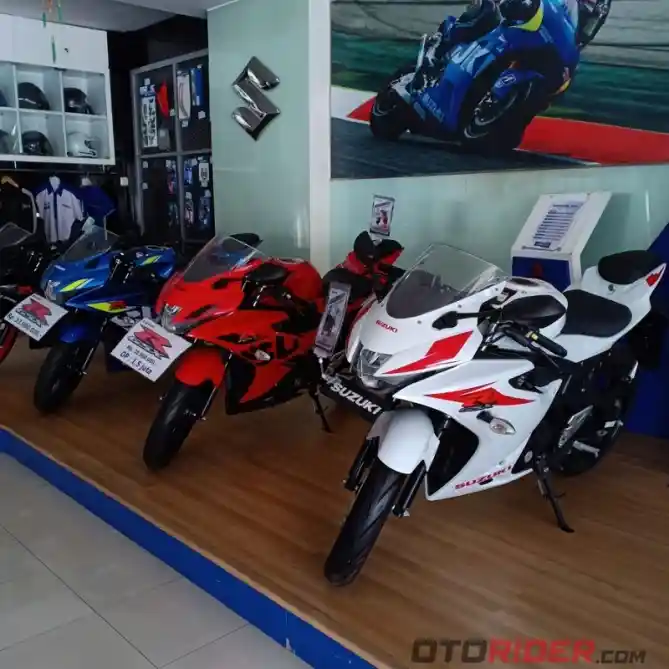 Suzuki GSX R150 ABS