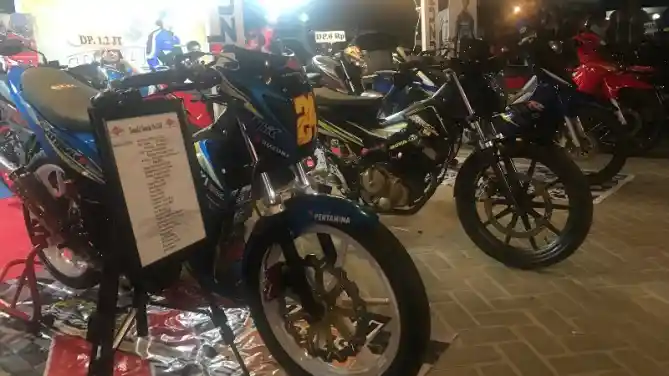 Suzuki Saturday Night Ride