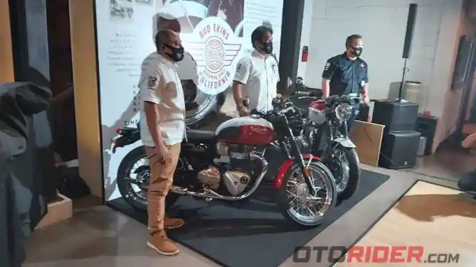 Triumph Launching Bonneville Bud Ekins, New Tiger 900, Rocket 3 R