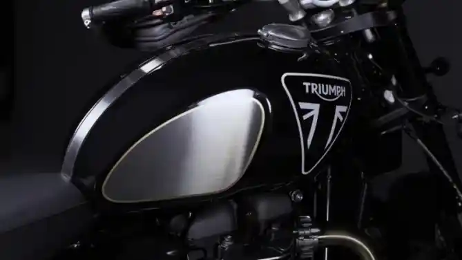 Triumph Scrambler 1200 Edisi James Bond