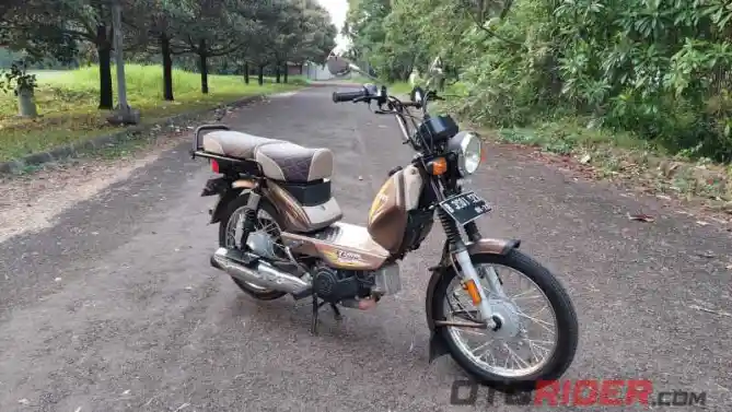 TVS XL100