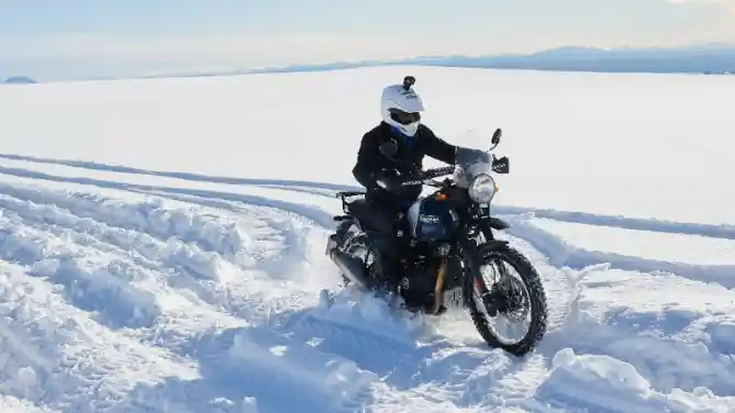 Ekspedisi Royal Enfield Himalayan ke Kutub Selatan