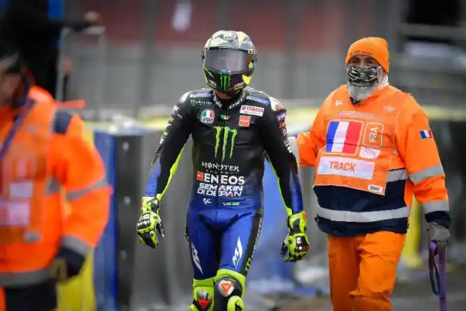 Valentino Rossi Jatuh Le Mans