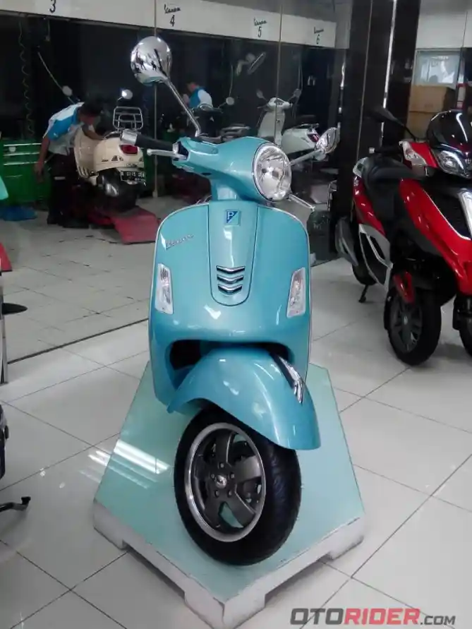 Vespa GTS300ie