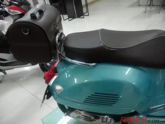 Vespa GTS300ie