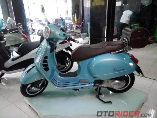 Vespa GTS300ie