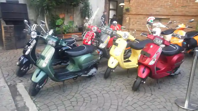 Vespa LX dan S i-get