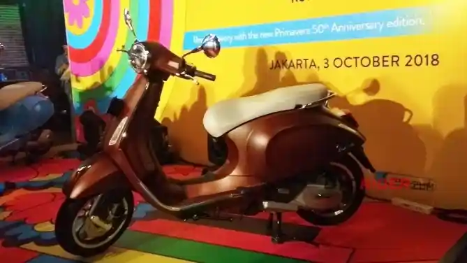 Vespa Primavera 50th Anniversary