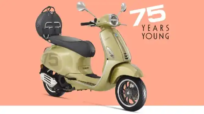 Vespa Primavera dan GTS 75 Tahun