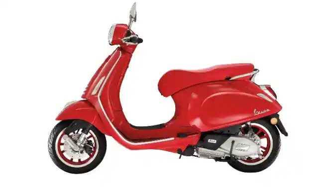 Vespa Primavera (RED)