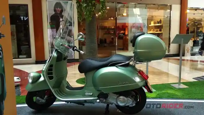 Vespa Sei Giorni