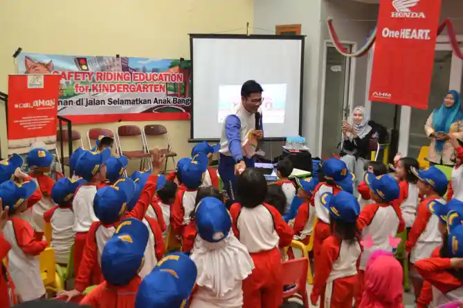 Wahana Berikan Edukasi Ke Sekolah Dasar