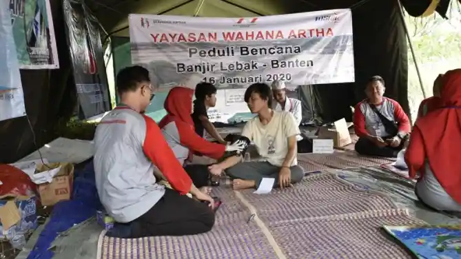 Wahana Honda Bantu Korban Banjir Lebak, Banten