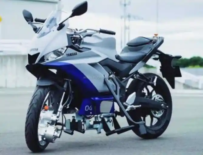 Yamaha Kembangakan Sistem Teknologi Self-Balancing