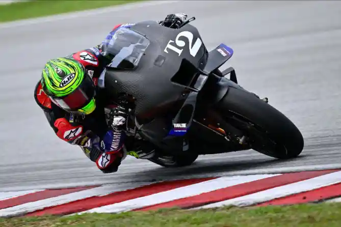 Yamaha M1 Shakedown Crurtchlow