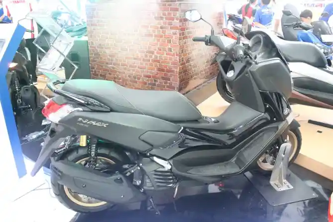 Yamaha NMax