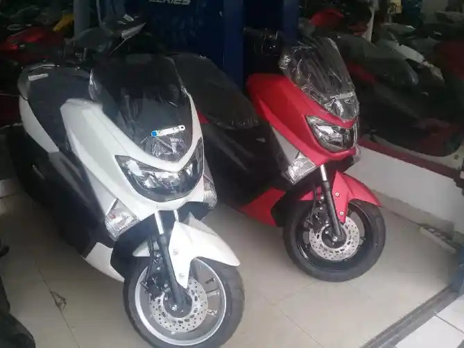 Yamaha NMax