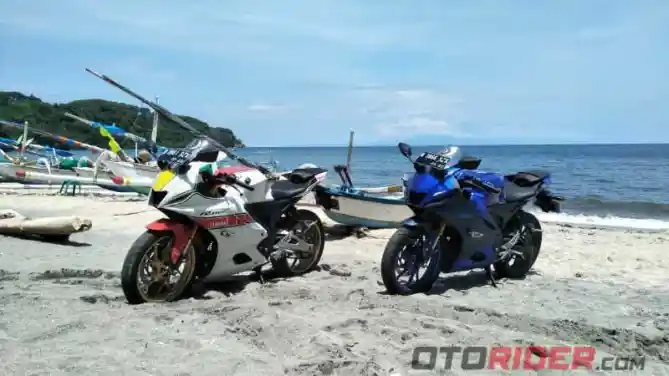 Yamaha R15 bLU cRU Fun Riding