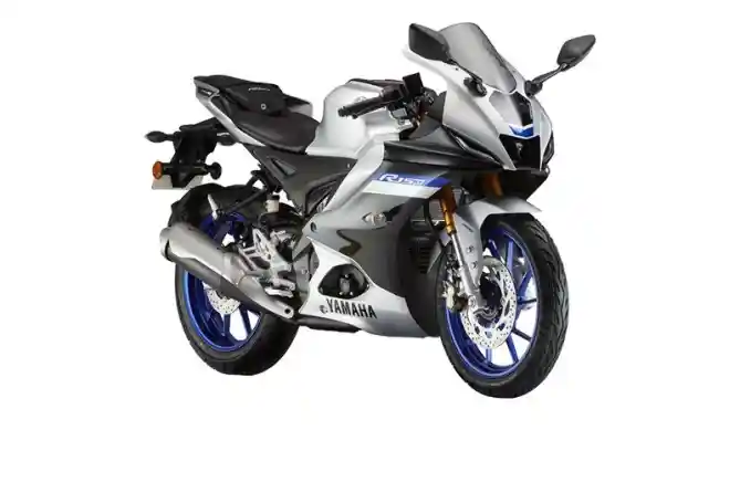 Yamaha R15M