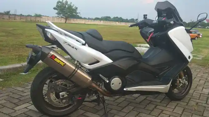 Yamaha TMax Modifikasi