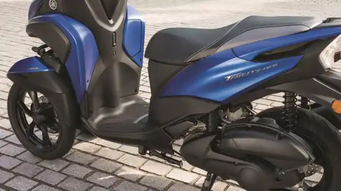 Yamaha Tricity Dek Bawah